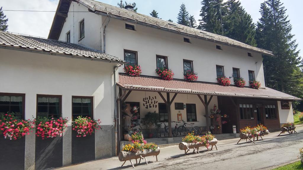 Gostisce Masun Hotel Buitenkant foto